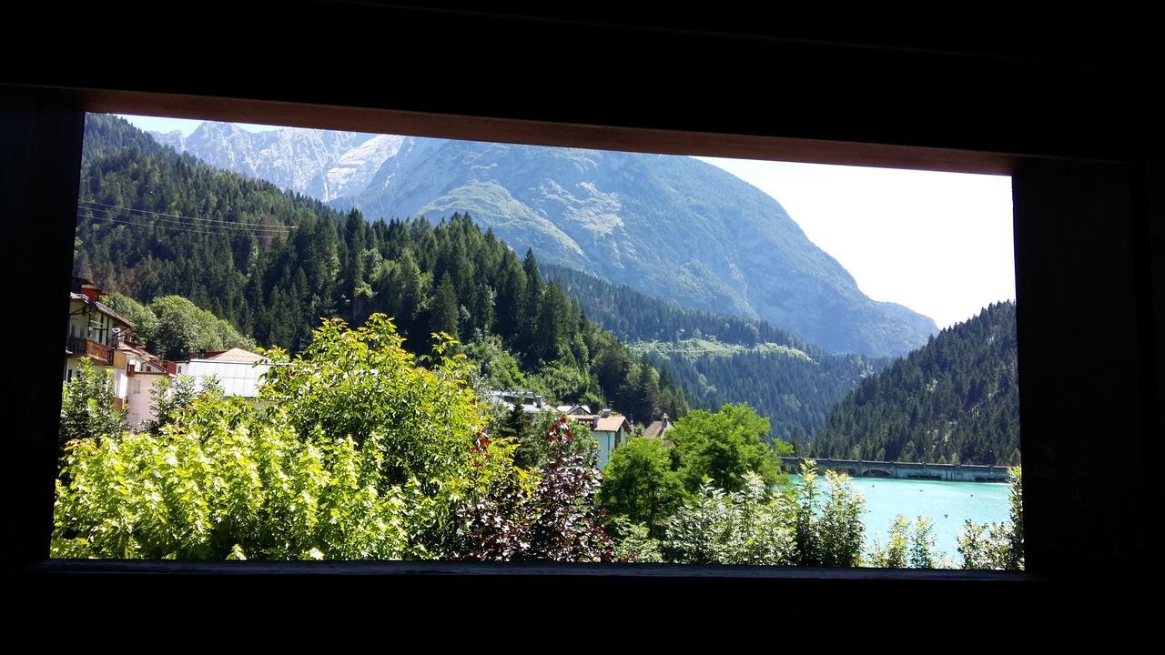 Albergo Meuble Victoria Auronzo di Cadore Exterior foto