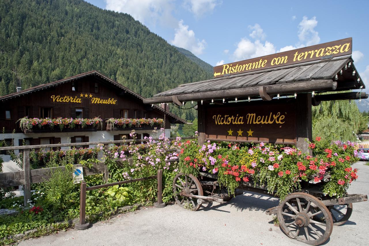 Albergo Meuble Victoria Auronzo di Cadore Exterior foto