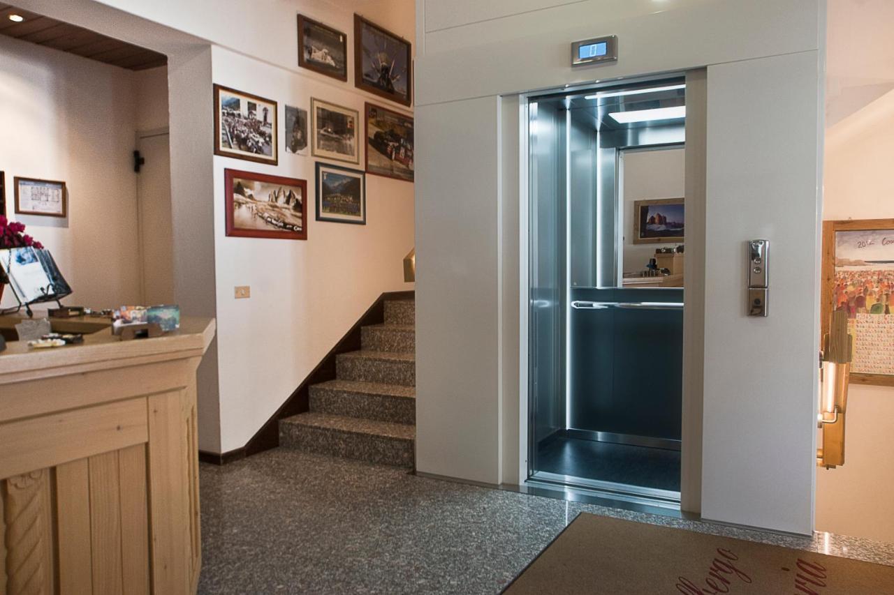 Albergo Meuble Victoria Auronzo di Cadore Exterior foto